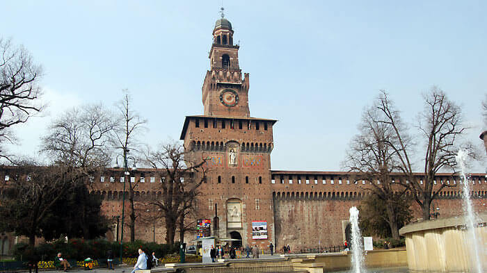 cropped castello sforzesco02 - ミラノを訪れたら必見のスフォルツェスコ城