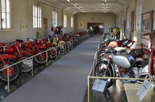 STK 0095 convert 20130123043257 - イタリアオートバイメーカーモトグッチ（Moto Guzzi）博物館