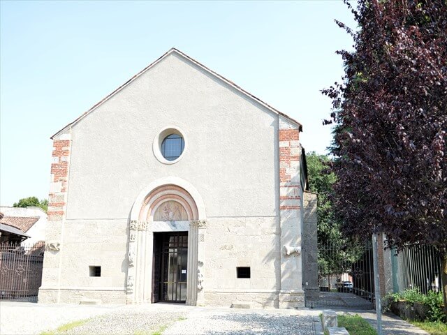 STK 5488 min R - ミラノ近郊に点在する有名な教会群６選