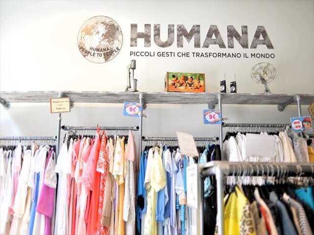 STK 8226 min R - ミラノ中心部の古着屋「Humana Vintage」