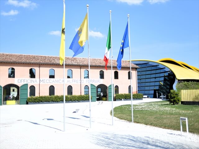 STK 7861 min R - モデナにある２つのフェラーリ博物館を徹底解説